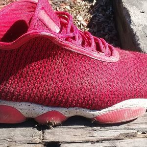 Meet your Posher, Pierre